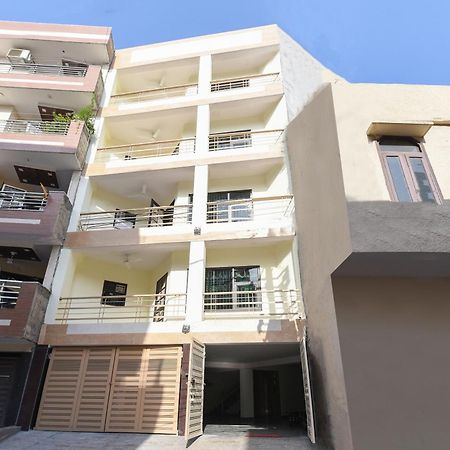 Hotel O Club Residency Neu-Delhi Exterior foto