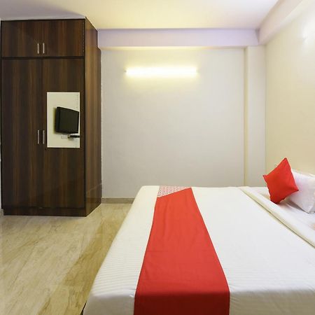 Hotel O Club Residency Neu-Delhi Exterior foto