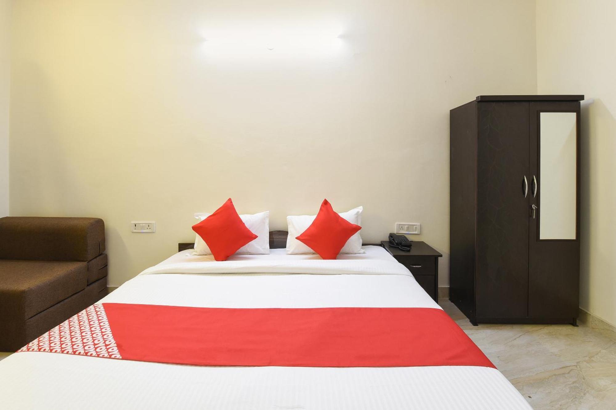 Hotel O Club Residency Neu-Delhi Exterior foto